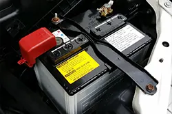autobatterij-vervangen-3-stevens-banden